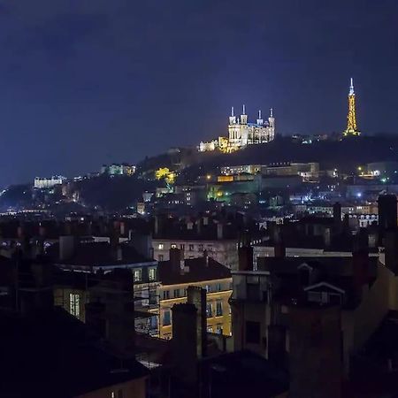 Mirador T2 Ensoleille Place Des Terreaux Vue Fourviere Lione Esterno foto